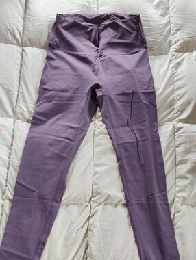 High-Rise Lavender Leggings - Women's Active Leggings
